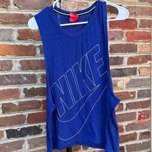 Nike Muscle Sleeveless Tee